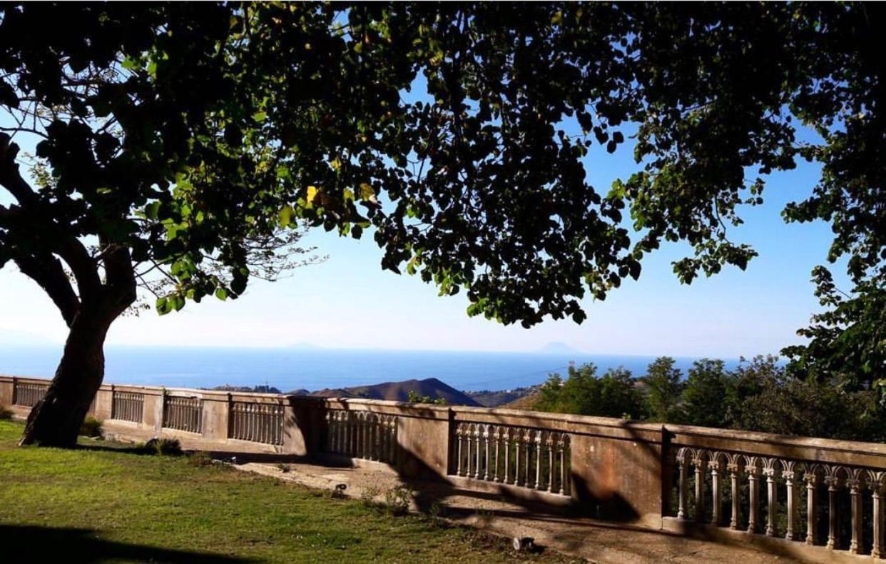 Villa Musolino - Country Resort Messina Eksteriør billede